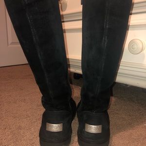 BLACK GREAT CONDITION UGGS